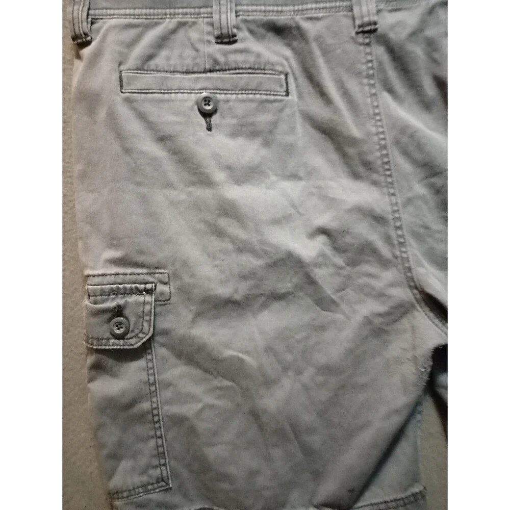 St John's Bay Men's Size 42 Blue Comfort Stretch Cargo Shorts 10